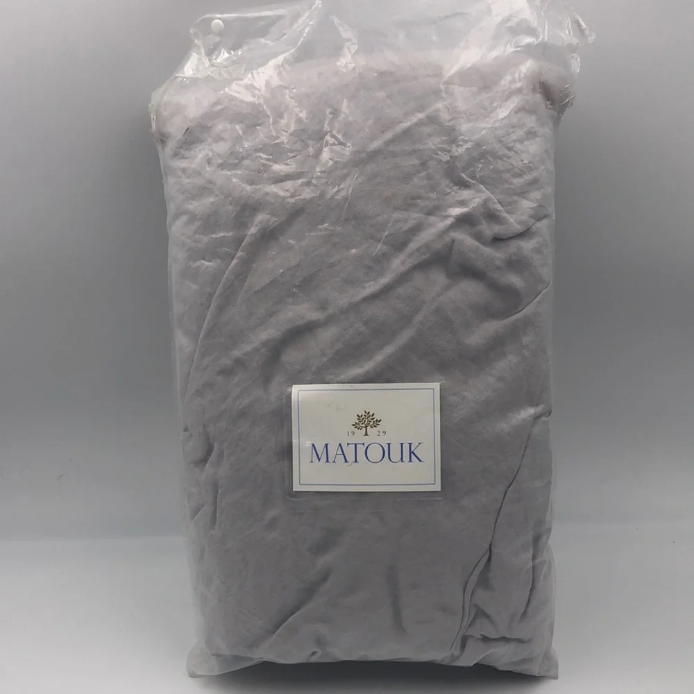 Matouk Porto Linen Cal King Fitted Sheet in Silver